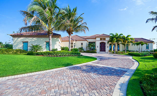 Best Professional Driveway Pavers  in North Barrington, IL